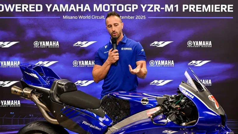 MotoGP 2025. GP di San Marino. Andrea Dovizioso spiega il nuovo V4 Yamaha: "Figata, dal primo giro ho capito che potevo frenare come volevo io, con l'altra moto non riuscivo"