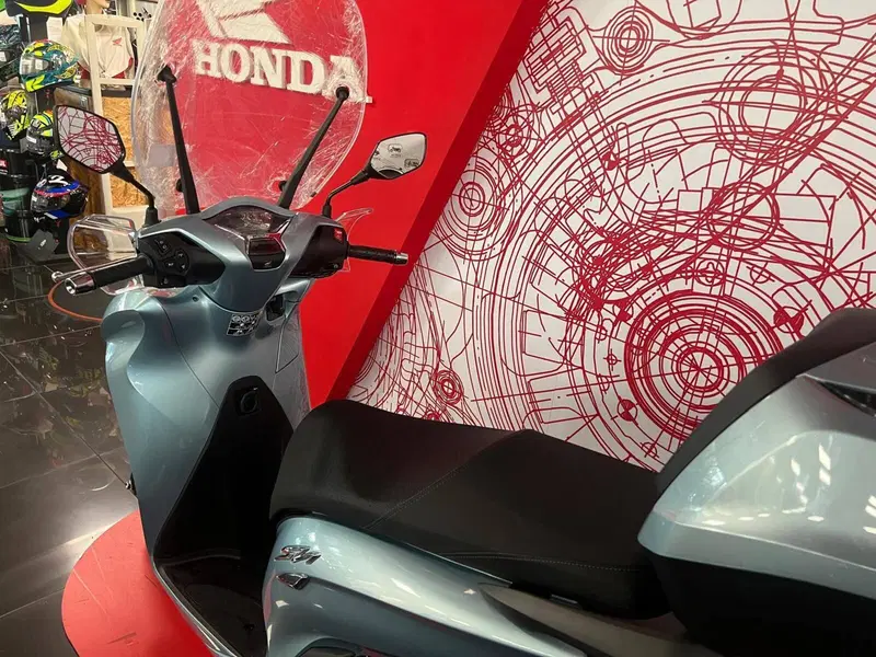 Honda SH 350 (2021 - 24) (4)