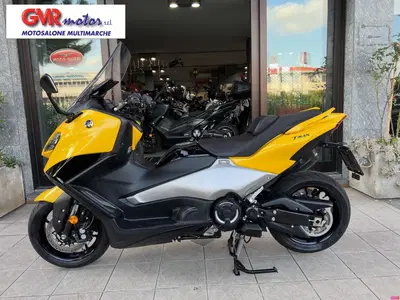 Yamaha T-Max 560 (2022 - 24) usata