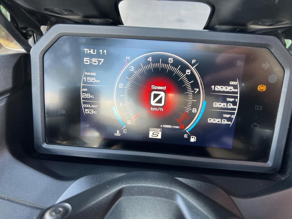 Yamaha T-Max 560 (2022 - 24) (5)