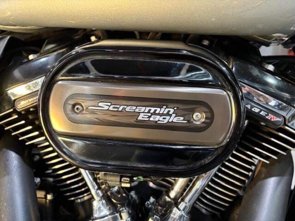 Harley-Davidson 114 Street Glide Special (2019 - 20) - FLHXS (3)