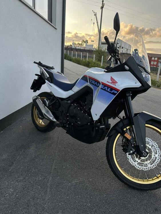 Honda Transalp XL750 (2023 - 24) (3)