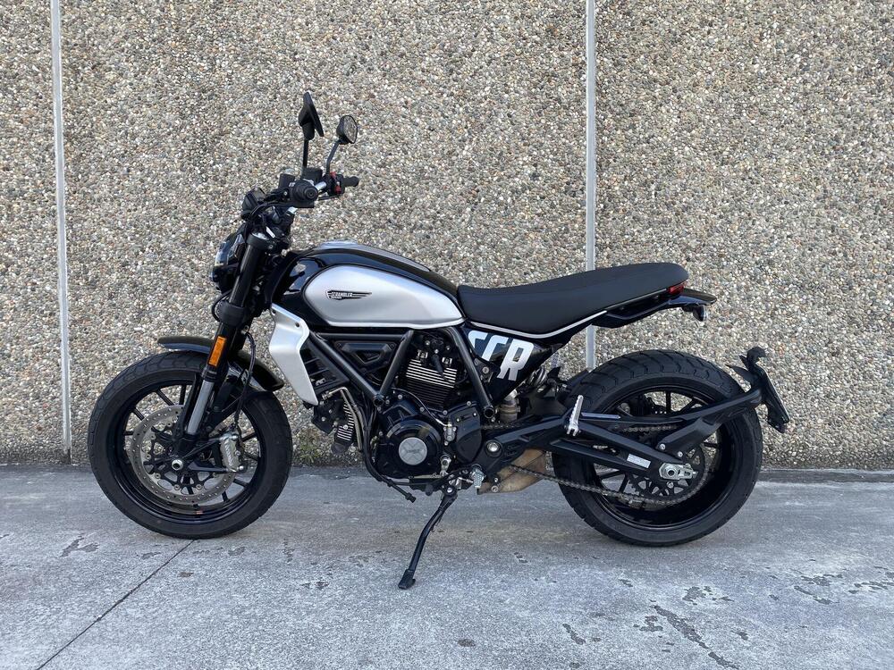 Ducati Scrambler 800 Icon (2023 - 25) (2)