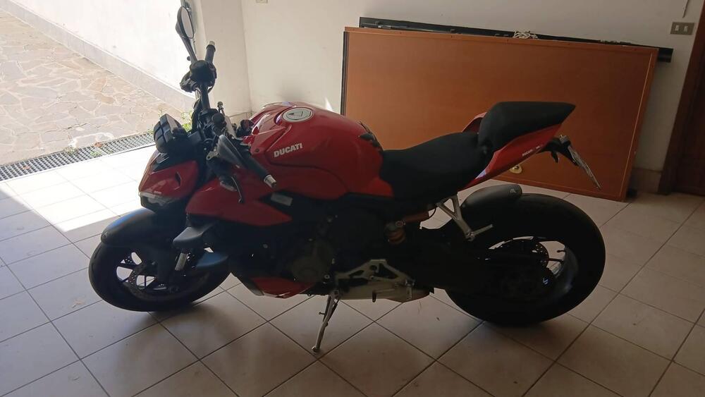 Ducati Streetfighter V4 1100 (2020) (4)
