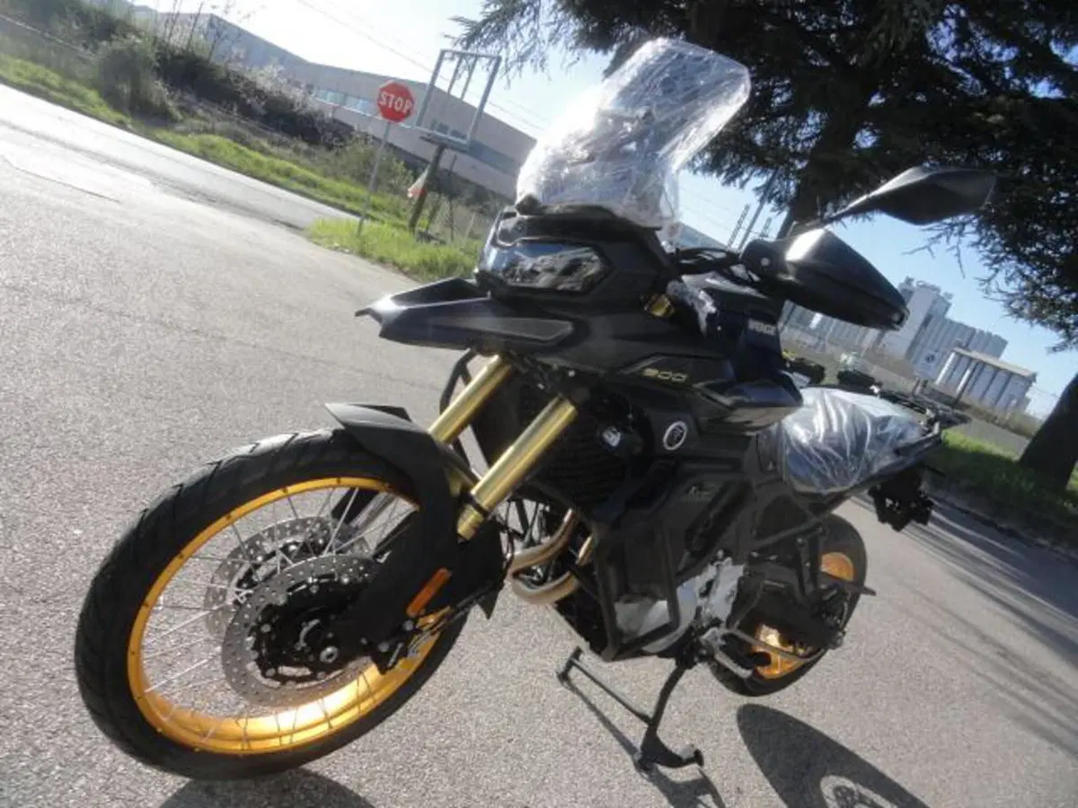 Voge Valico 900DSX (2024 - 26) (7)
