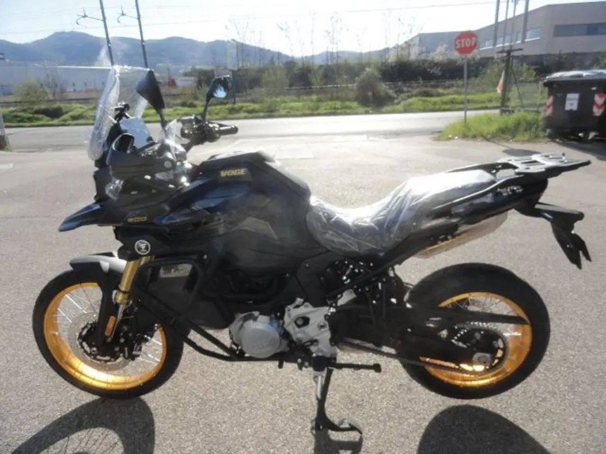 Voge Valico 900DSX (2024 - 26) (3)