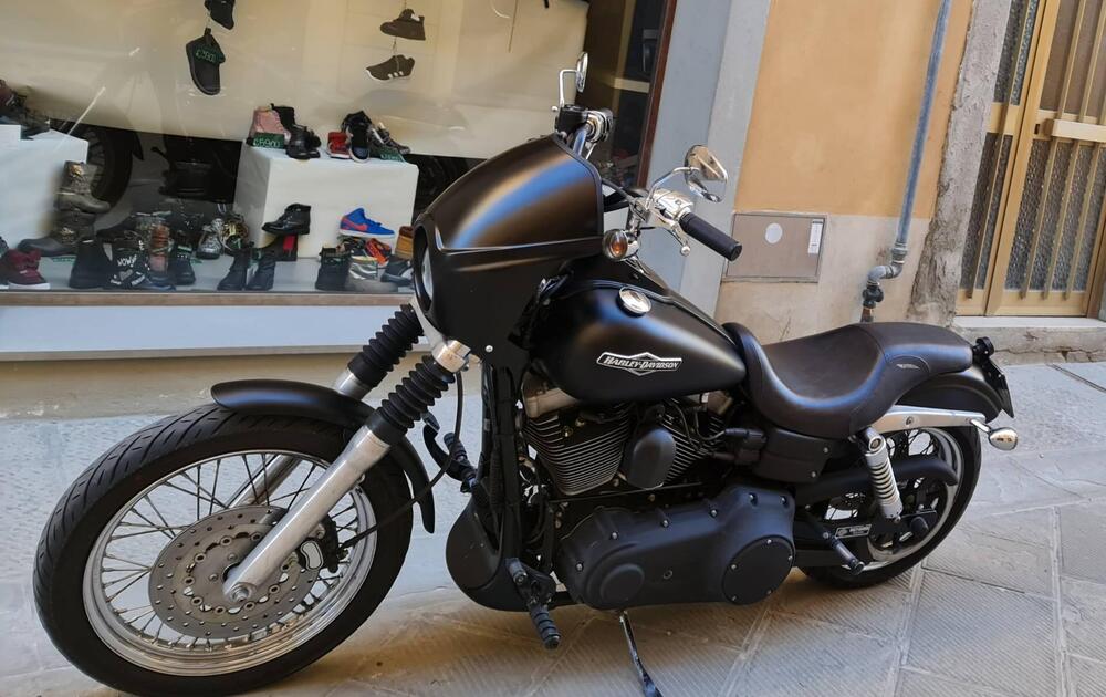 Harley-Davidson 1584 Street Bob (2007) - FXDB (2)