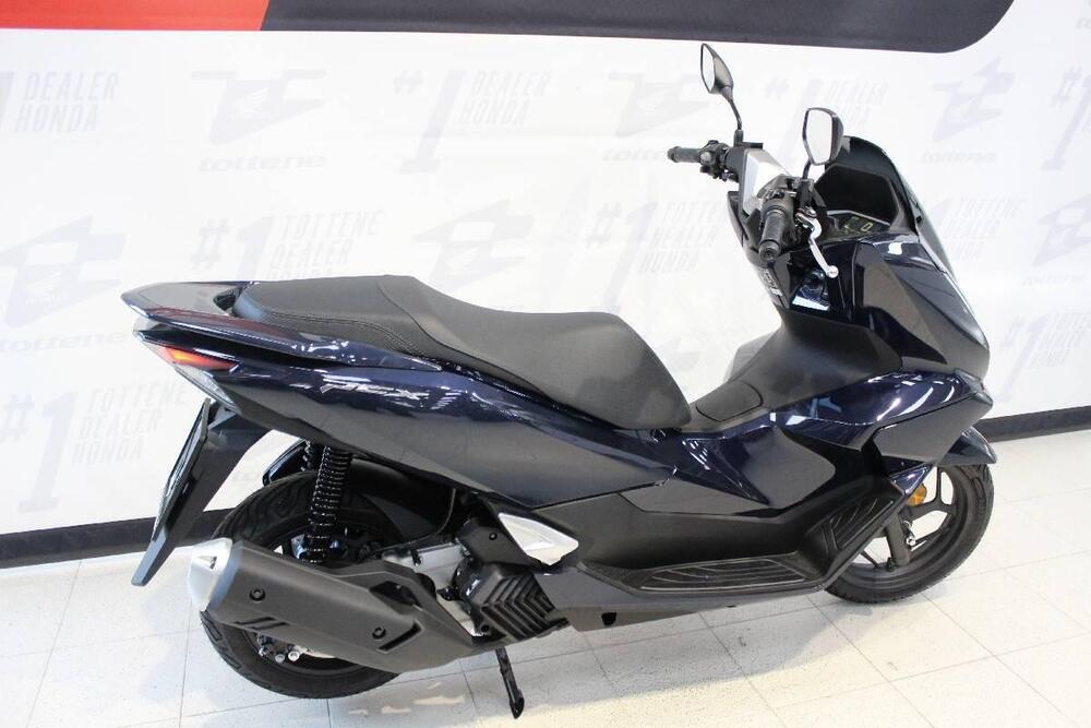 Honda PCX 125 (2025) (2)