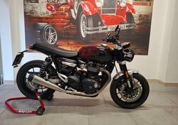 Triumph Speed Twin 1200 Stealth Edition (2024) usata