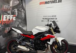 Triumph Street Triple ABS (2013 - 17) usata
