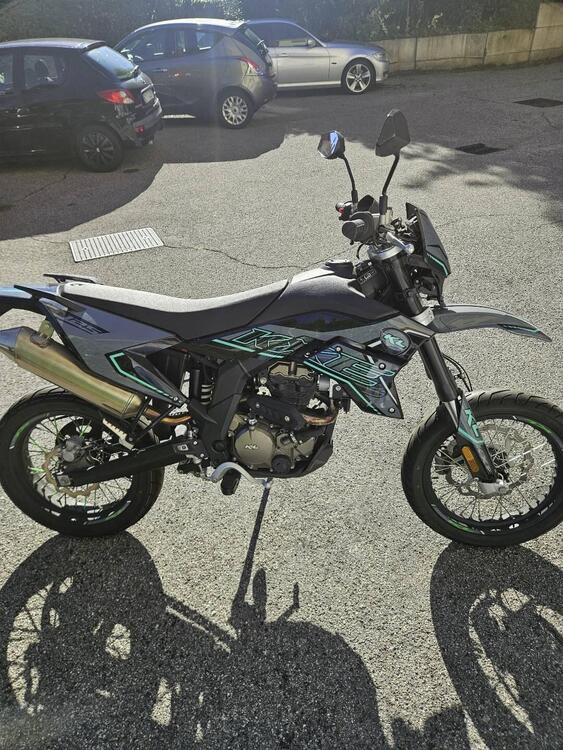 Kl KXE 125 Motard (2022 - 24) (3)