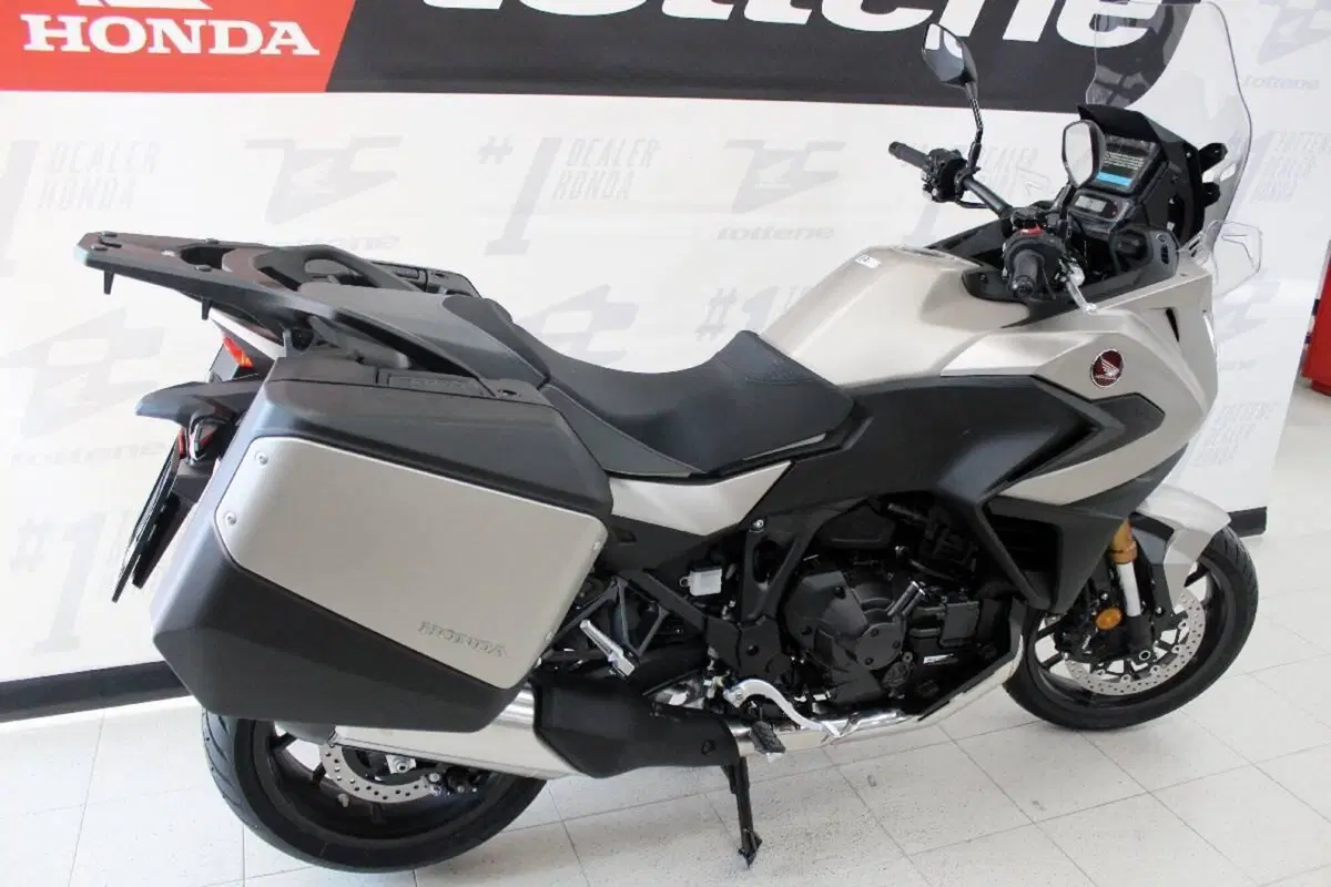 Honda NT 1100 DCT Electronic Suspension (2025 - 26) (2)
