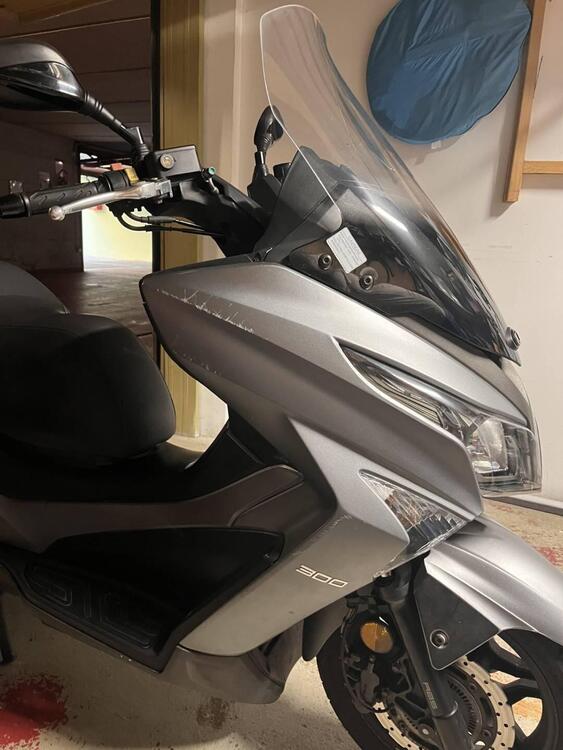 Kymco X-Town 300i ABS (2016 - 20) (3)