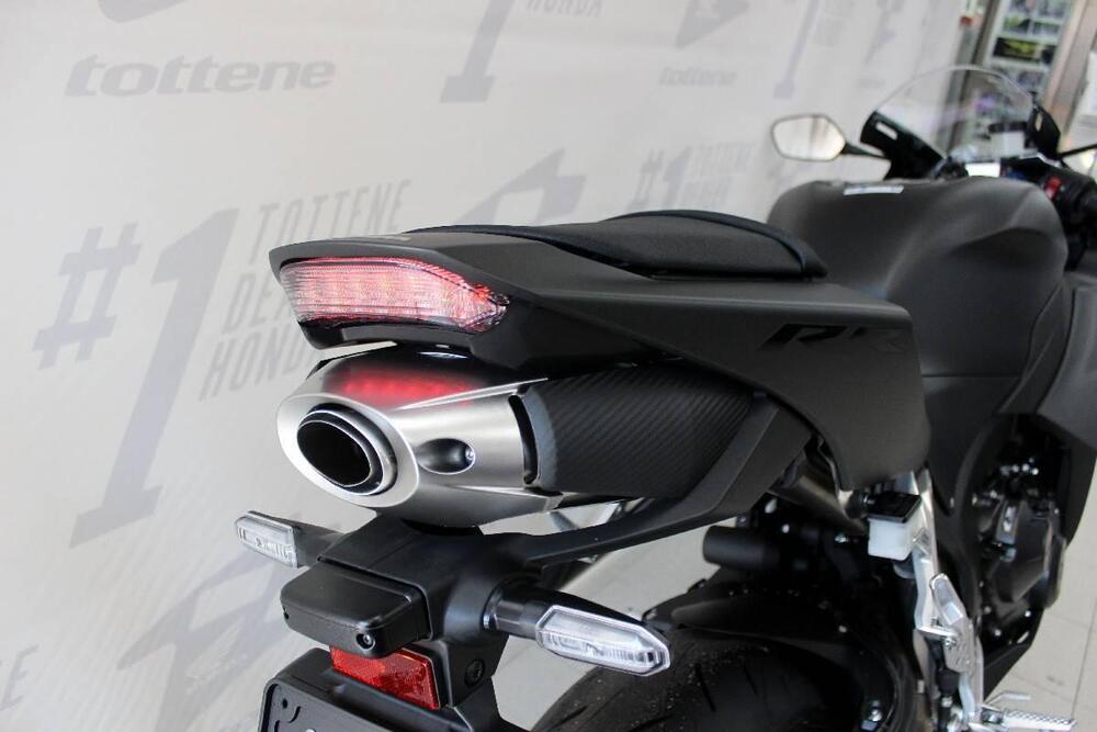 Honda CBR 600 RR (2024 - 25) (5)