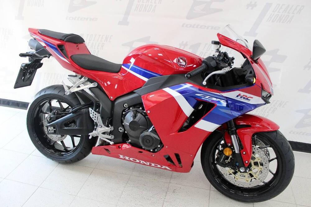 Honda CBR 600 RR (2024 - 25) (3)