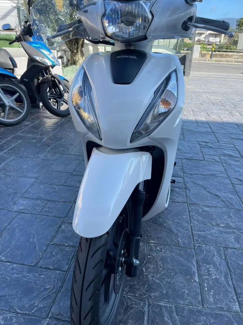 Honda Vision 110 (2021 - 24) (5)