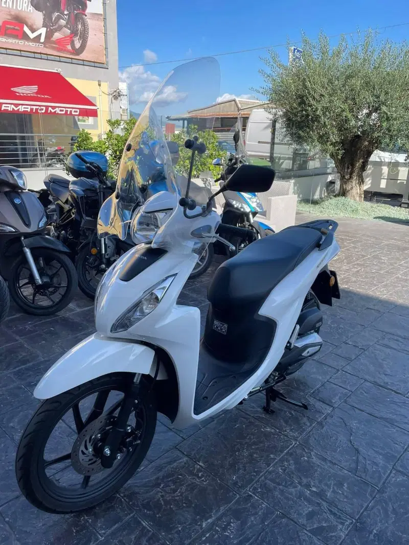 Honda Vision 110 (2021 - 24) (6)