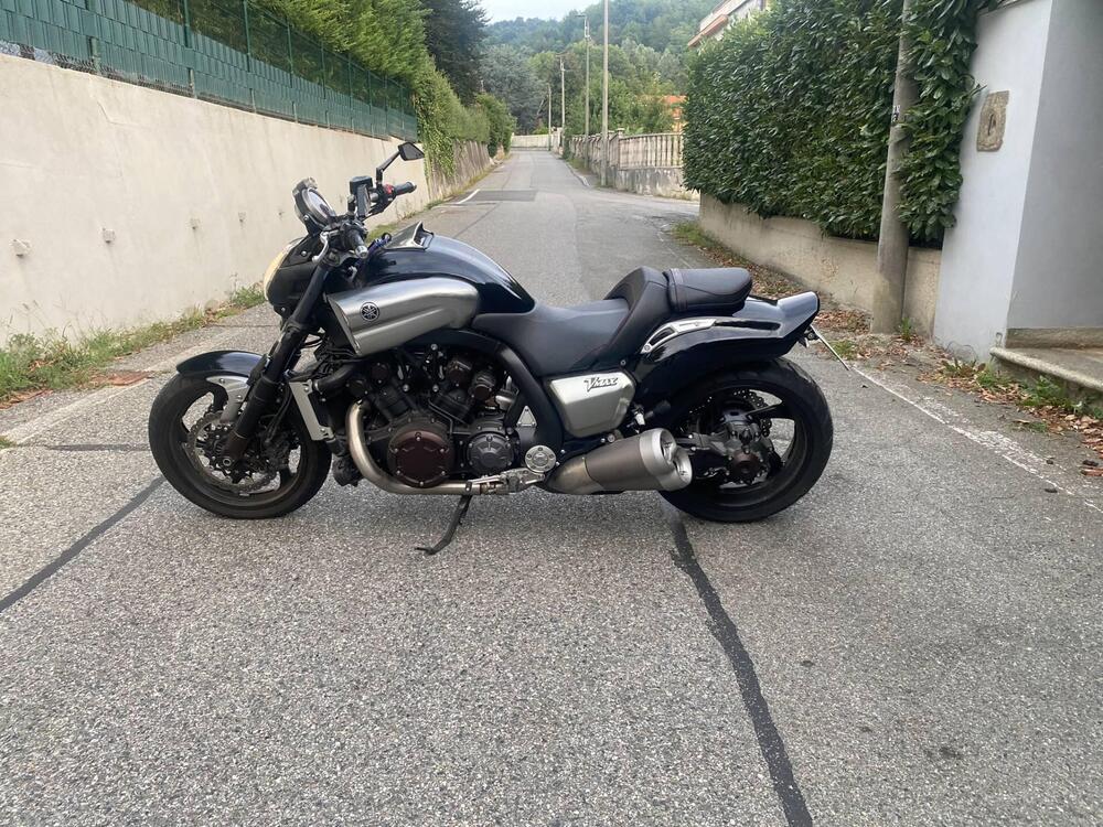 Yamaha VMAX (2008 - 17)