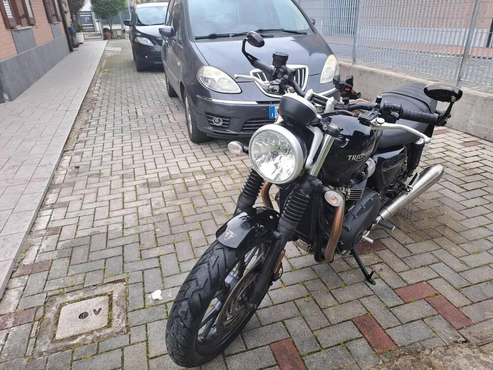 Triumph Street Twin 900 (2017 - 18) (5)