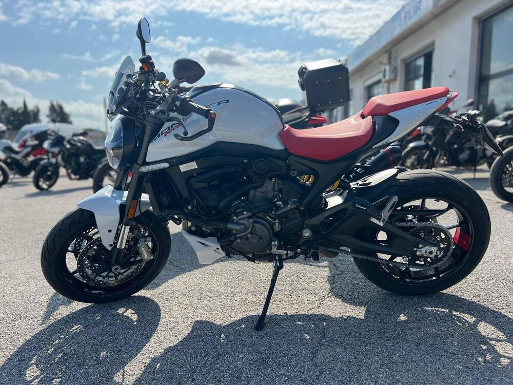 Ducati Monster 937 (2021 - 25) (3)