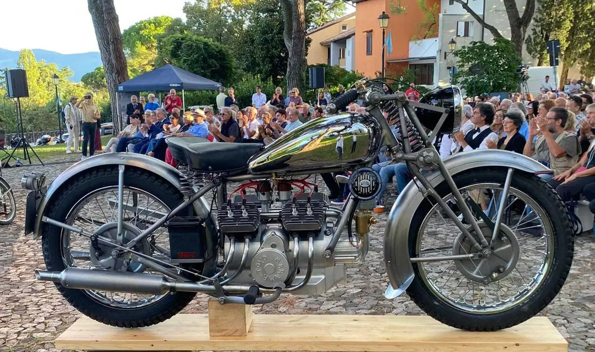 La Galbusera V8 500, la moto “impossibile” [VIDEO E GALLERY]