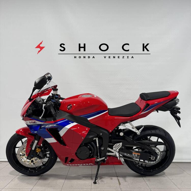 Honda CBR 600 RR (2024 - 25) (3)