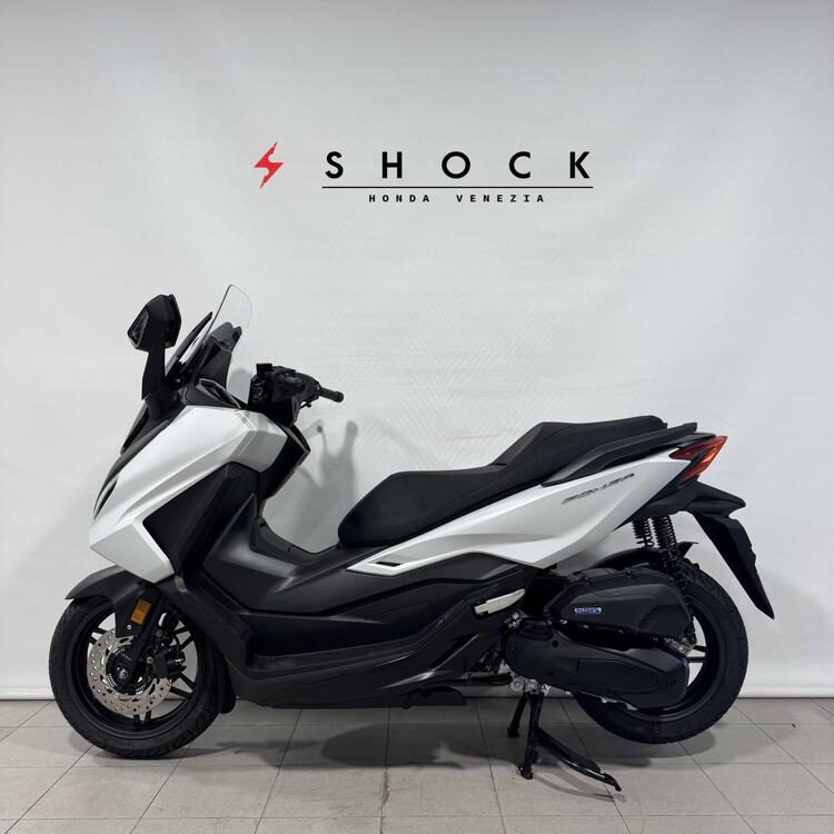 Honda Forza 125 (2025) (3)