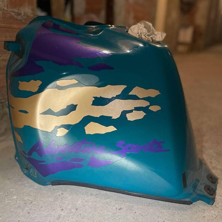 Serbatoio Benzina Honda Africa Twin XRV 750 RD07 R (2)