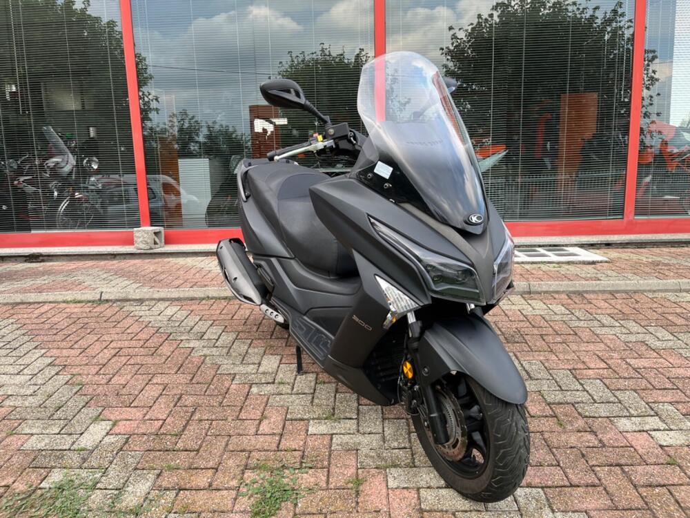 Kymco X-Town 300i City (2021 - 25) (4)