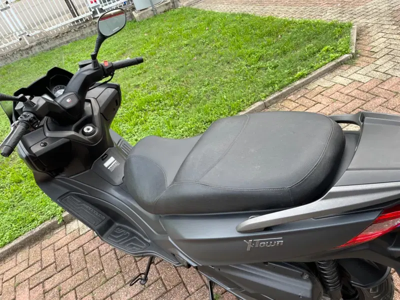 Kymco X-Town 300i City (2021 - 25) (13)