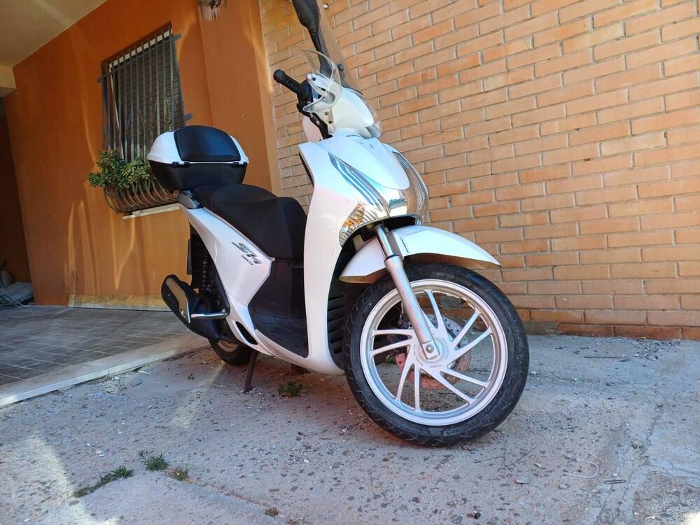 Honda SH 150 i ABS (2013 - 16)