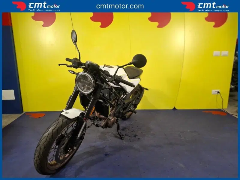 Husqvarna Vitpilen 401 (2018 - 19) (3)