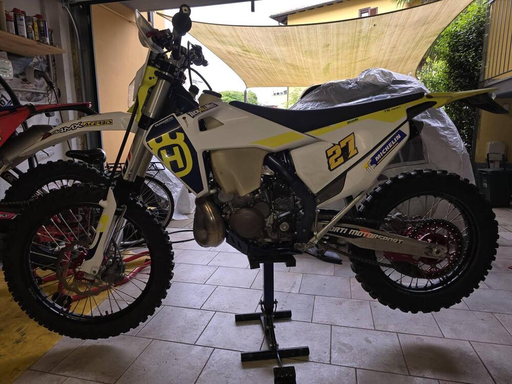 Husqvarna TE 300i (2023)