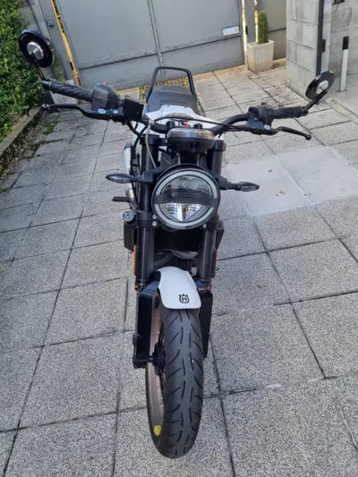 Husqvarna Vitpilen 401 (2018 - 19) usata