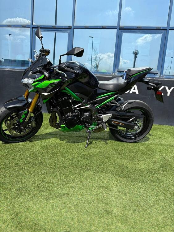Kawasaki Z 900 SE (2022 - 24) (2)