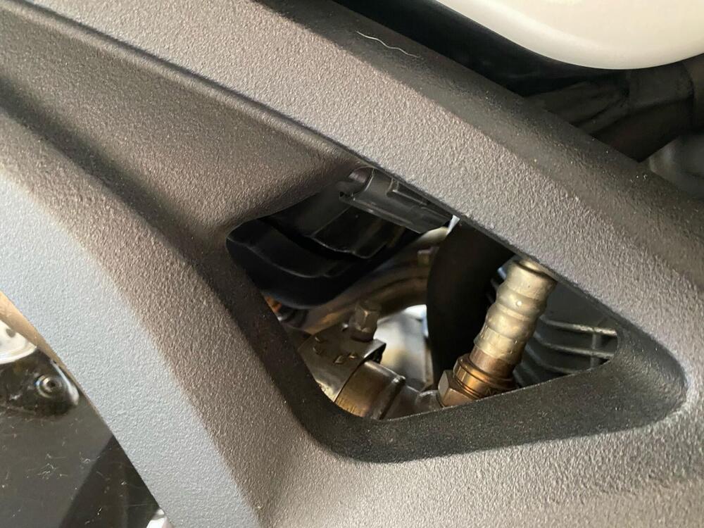 Ducati Monster 696 Plus (2007 - 14) (4)