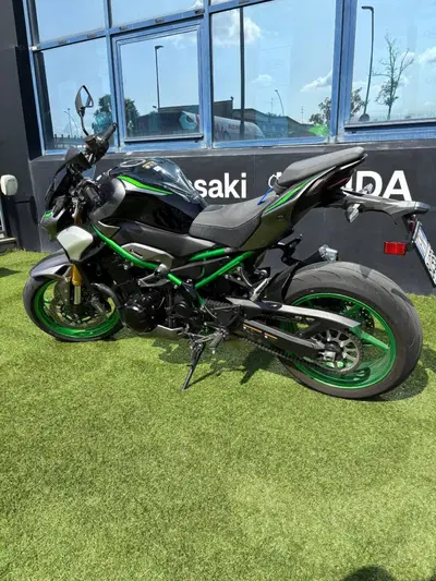 Kawasaki Z 900 SE (2025 - 26) usata