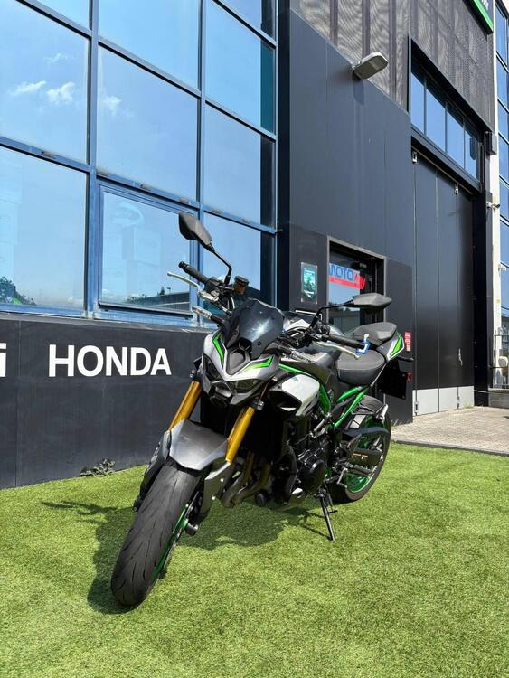 Kawasaki Z 900 SE (2025 - 26) (2)