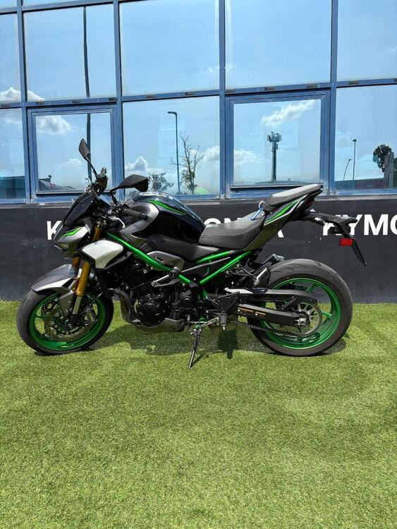 Kawasaki Z 900 SE (2025 - 26) (5)