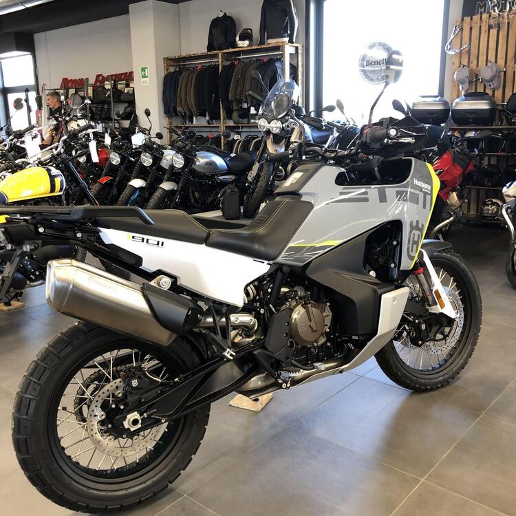 Husqvarna Norden 901 (2022 - 25) (5)