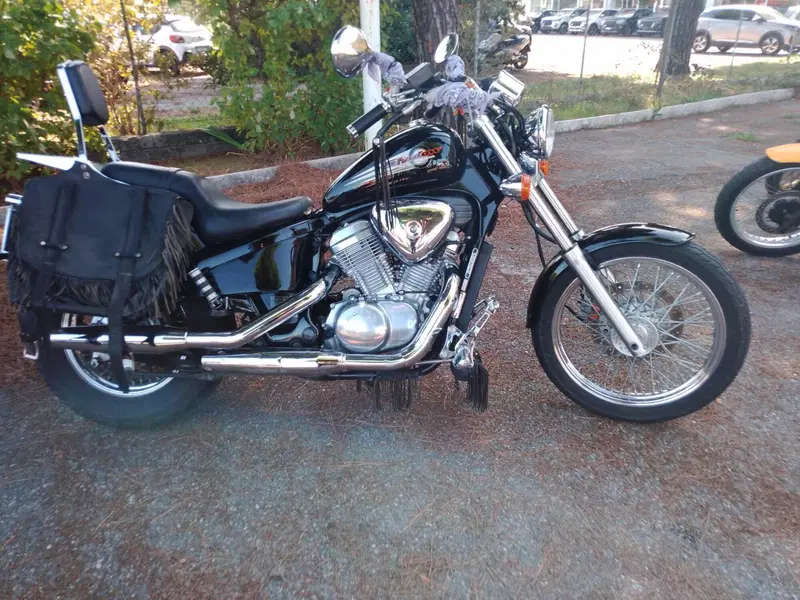 Honda Shadow 600 (8)