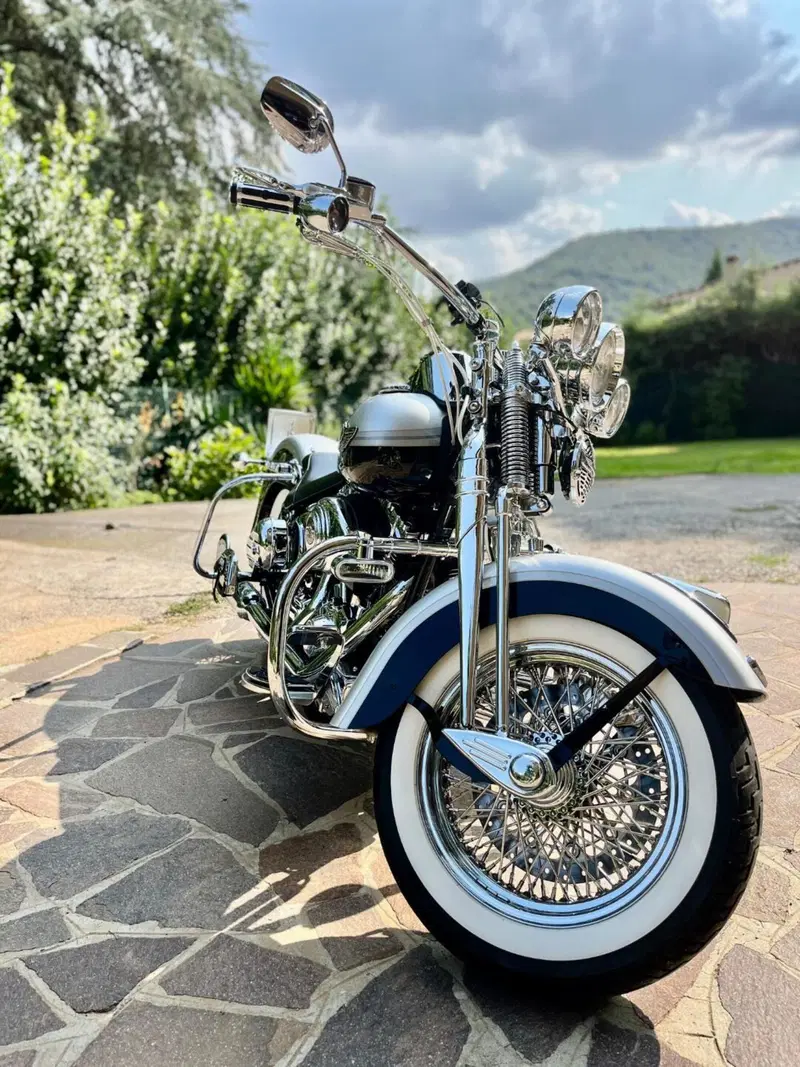 Harley-Davidson 1450 Heritage Springer (2000 - 03) - FLSTS