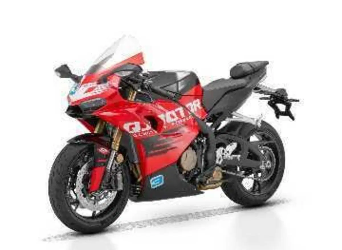 SBK 2025. QJMOTOR ha presentato la nuova SRK 800 RS (6)