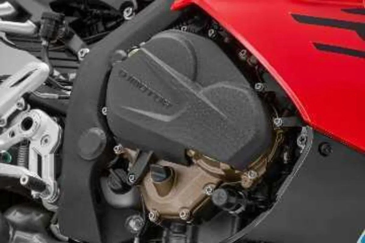 SBK 2025. QJMOTOR ha presentato la nuova SRK 800 RS (8)