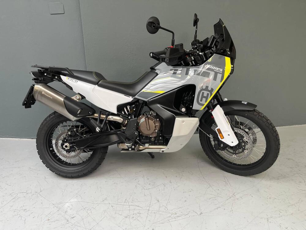 Husqvarna Norden 901 (2022 - 25)