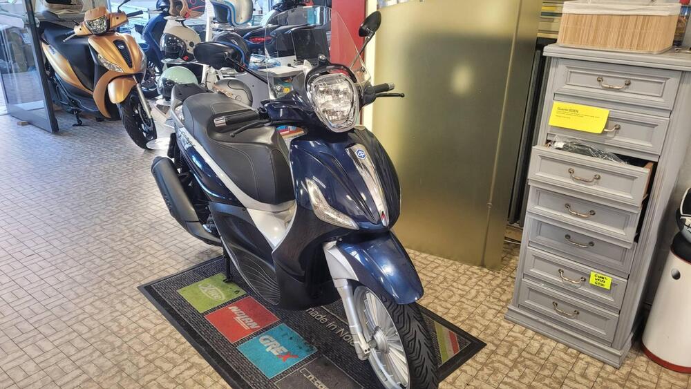 Piaggio Beverly 300 i.e. (2010 - 16) (2)