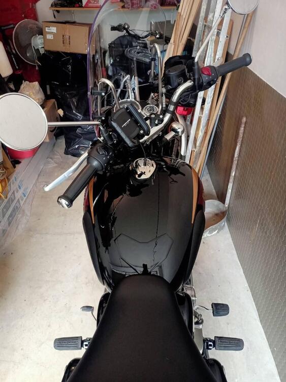 Royal Enfield Classic 350 (2021 - 25) (5)