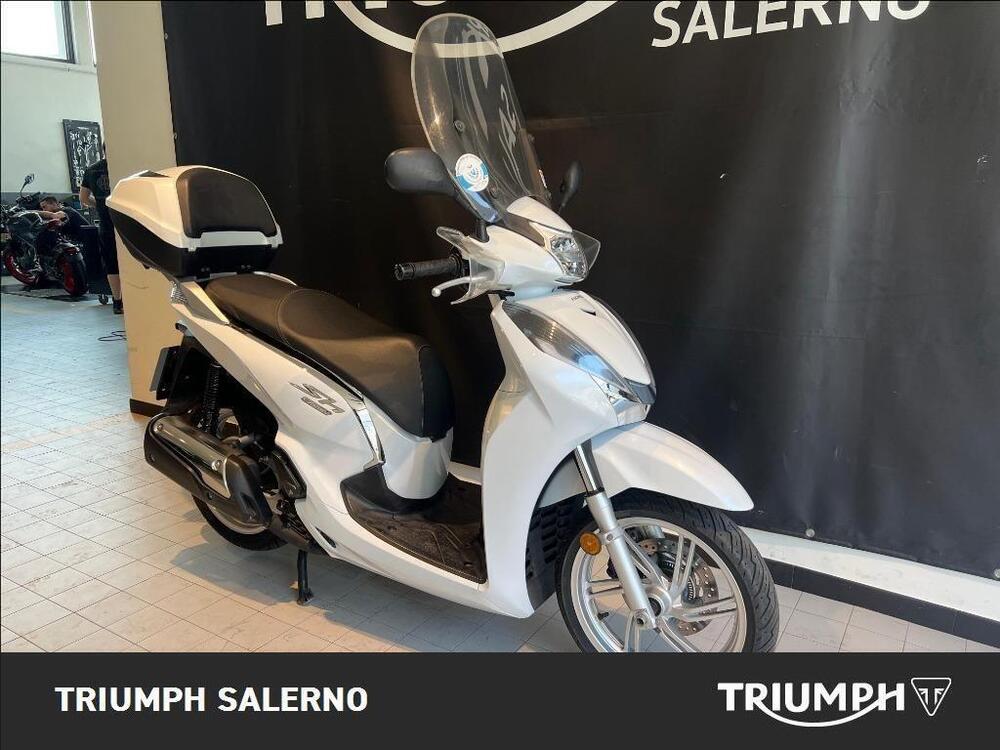 Honda SH 300 i ABS (2016 - 20) (2)