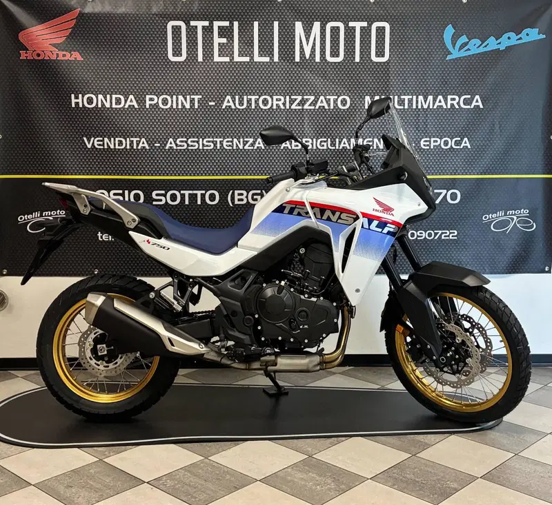 Honda Transalp XL750 (2025)