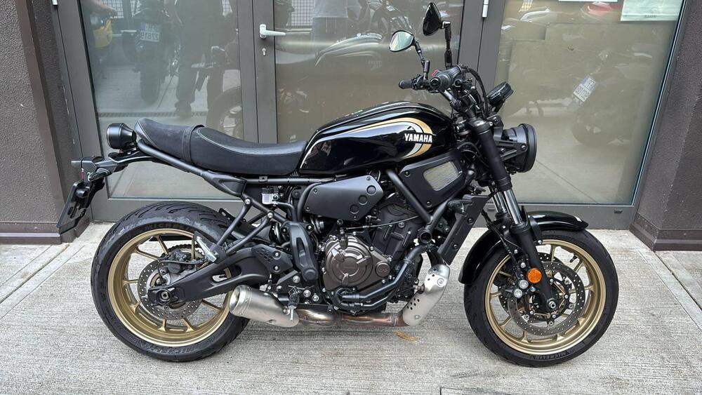 Yamaha XSR 700 (2022 - 25)